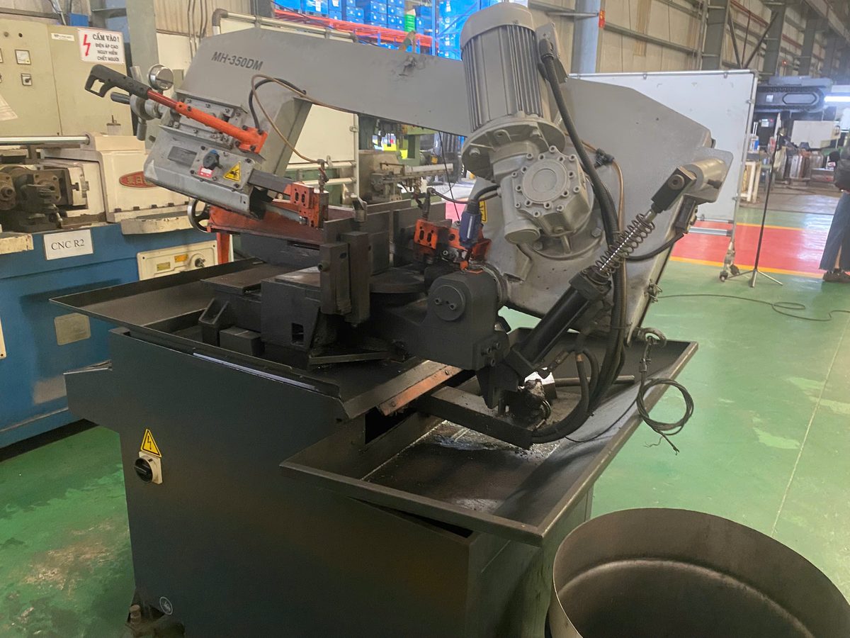 Band Saw MH-350DM Machine 1