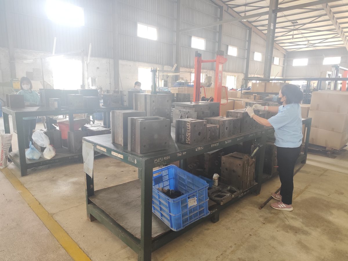 Mold storage area  2 