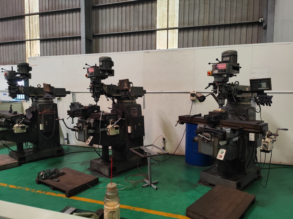 lathe machine