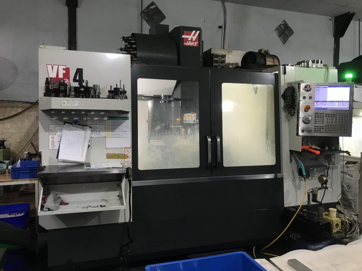 CNC milling machine  2 