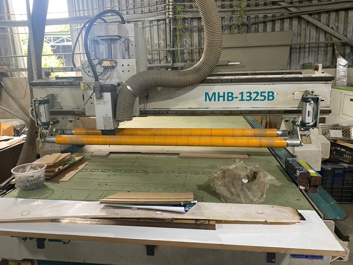 CNC wood carving machine