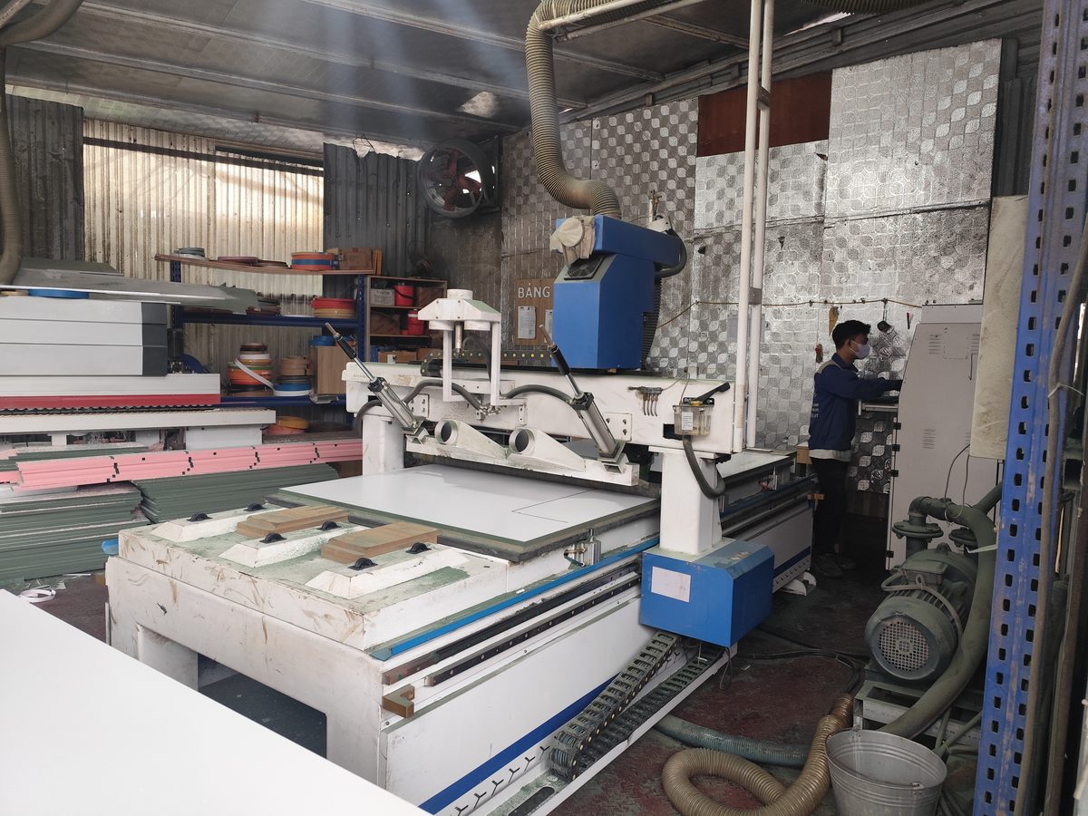 Laser cutting machine 1