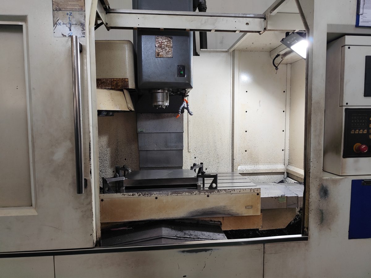 CNC milling machine  3 